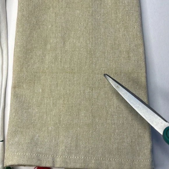 MUDPIE Tassel Towels SET of 2 Santa Merry Christmas Embroidery hostess gift NEW - Picture 15 of 17